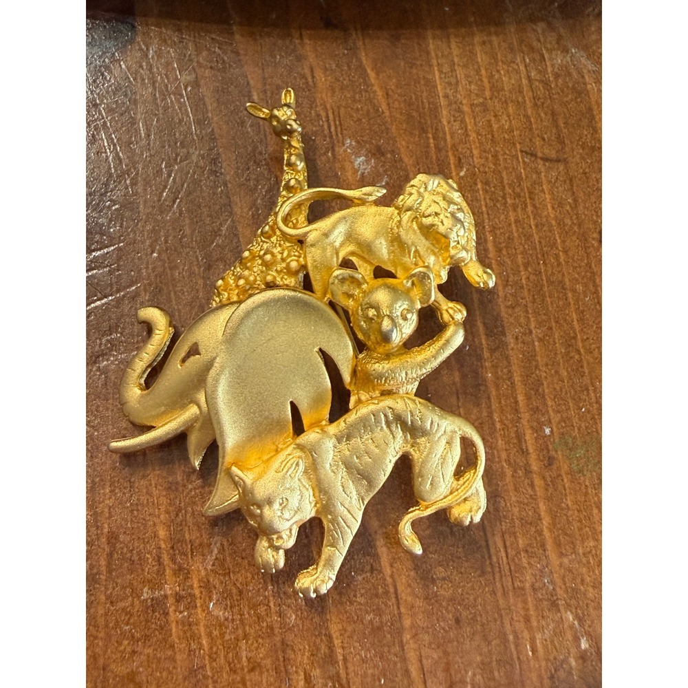 M Jent Vintage Gold Tone Animal Safari Brooch Elephant Lion Tiger Giraffe Koala